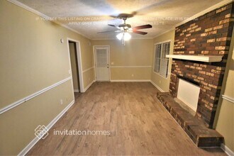 5281 Shallow Wood Ln in Douglasville, GA - Foto de edificio - Building Photo