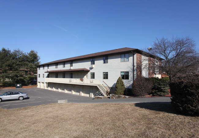 Preston Landings in Waterbury, CT - Building Photo - Building Photo