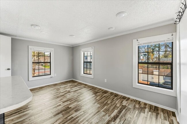 2311 E Broad St in Savannah, GA - Building Photo - Building Photo