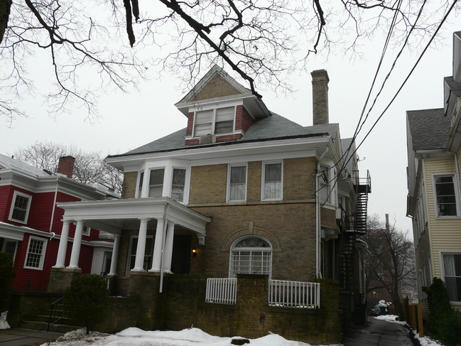 109 Dwight Street in New Haven, CT - Foto de edificio - Building Photo