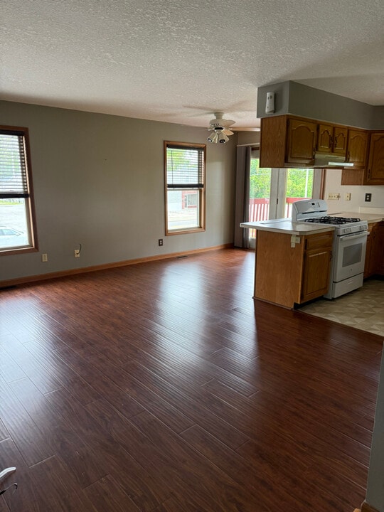 448 E Sandusky St in Findlay, OH - Building Photo