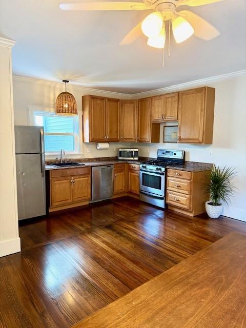 326 Fish Rd in Tiverton, RI - Building Photo - Building Photo