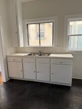 536 N Spaulding Ave, Unit A in Los Angeles, CA - Building Photo - Building Photo