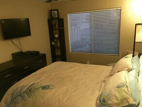 4015 Porte La Paz in San Diego, CA - Building Photo - Building Photo