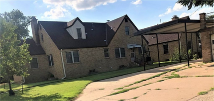 102 N Oakdale Ave in Salina, KS - Building Photo - Building Photo
