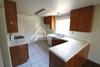 6 Agoura Ct in Sacramento, CA - Building Photo - Building Photo
