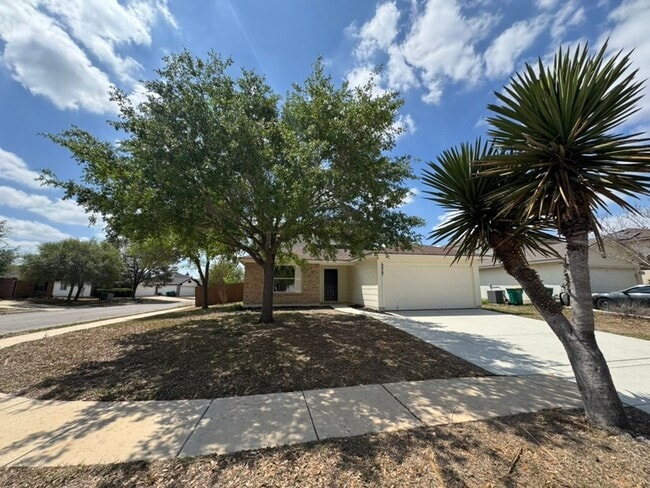 9822 Autumn Pl in Converse, TX - Building Photo - Building Photo