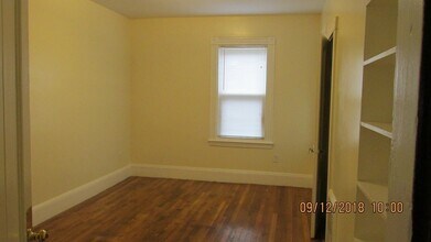 19 Rockwell St in Boston, MA - Building Photo - Building Photo