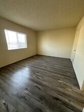 200 W Chestnut St, Unit #306 in Glendale, CA - Building Photo - Building Photo