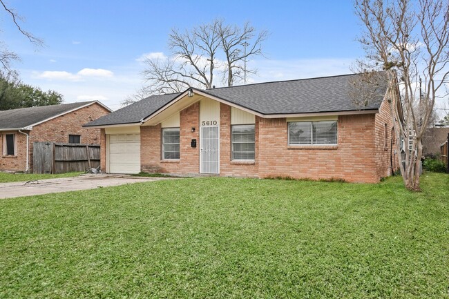 property at 5610 Arthington Ave