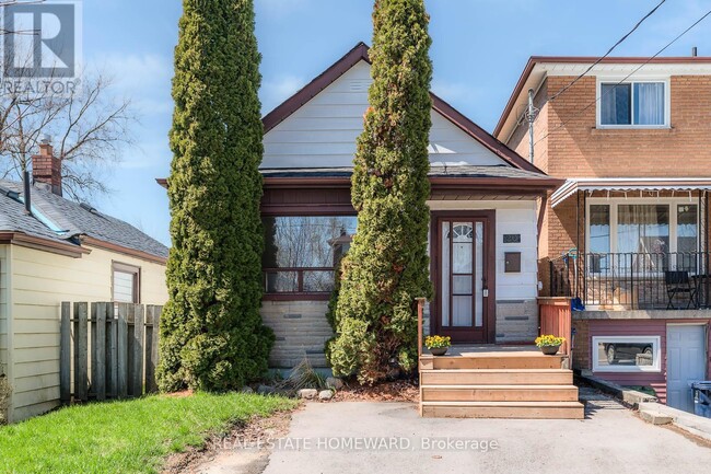 property at 20 Aylesworth Ave