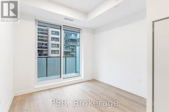 4365 Bloor St W in Toronto, ON - Building Photo - Building Photo