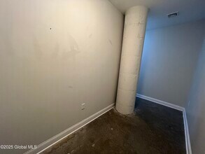 733 Broadway-Unit -207 in Albany, NY - Building Photo - Building Photo