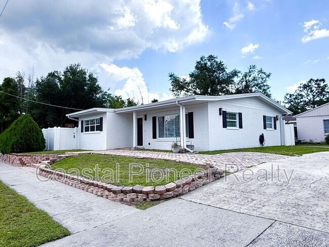 3902 W Fig St in Tampa, FL - Building Photo - Building Photo