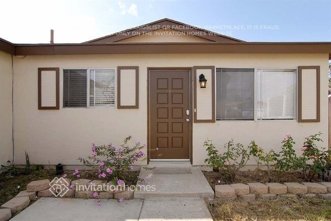 960 Twining Ave in San Diego, CA - Building Photo - Building Photo