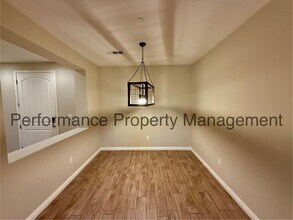 14854 Citrus Tree Ct in Bakersfield, CA - Building Photo - Building Photo