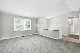 2568 Stonington Ave in Grove City, OH - Building Photo - Building Photo