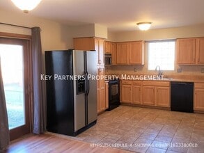 6804 N Flora Ave in Kansas City, MO - Building Photo - Building Photo