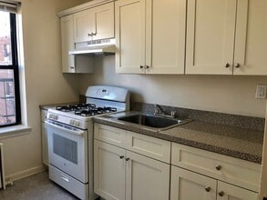 223 Prospect Ave, Unit E in Hackensack, NJ - Foto de edificio - Building Photo
