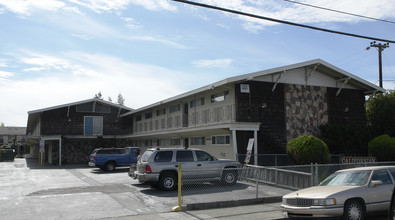 Californian Apartments in San Leandro, CA - Building Photo - Building Photo