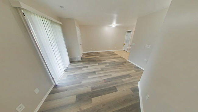 property at 34903 Hamilton Dr