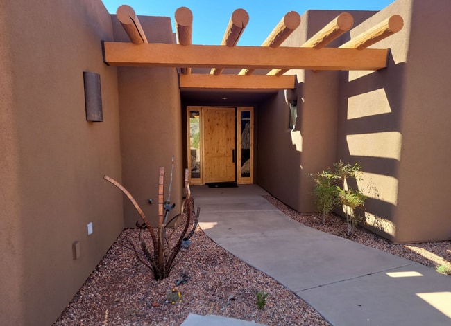 937 Chusi Way in Ivins, UT - Building Photo - Building Photo