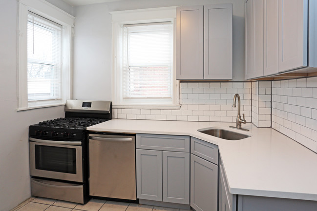 4519-4525 Pine St in Philadelphia, PA - Foto de edificio - Interior Photo