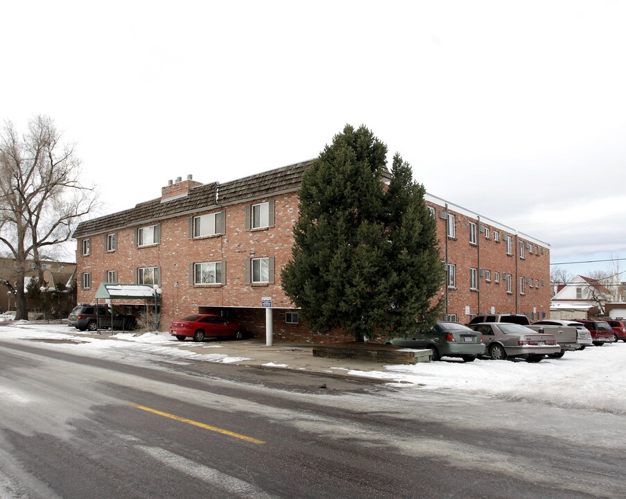 King James Apartments in Denver, CO - Foto de edificio