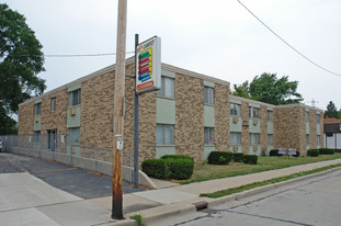 1920 Lathrop Ave Apartments