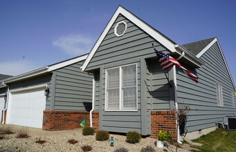 832 Pheasant Dr in Crown Point, IN - Building Photo - Building Photo