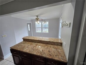 205 Elmbrook Dr in Manlius, NY - Building Photo - Building Photo