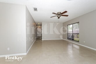 438 SE Streamlet Ave in Port St. Lucie, FL - Building Photo - Building Photo