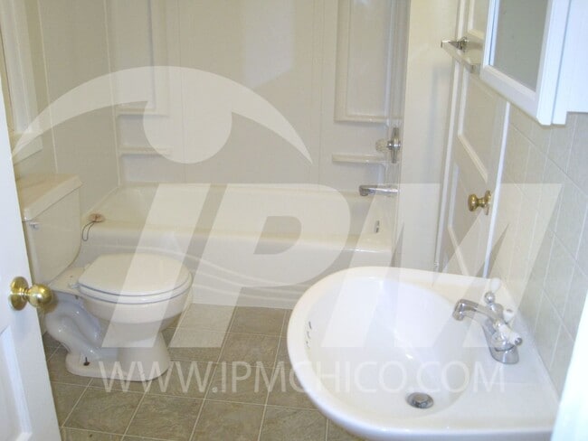 property at 1752-1754 Vallombrosa Ave