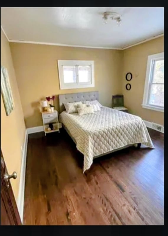 2642 Queen Ave N in Minneapolis, MN - Foto de edificio - Building Photo