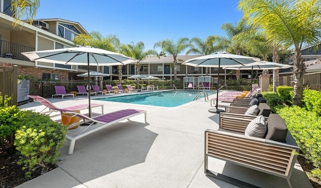 Point Bonita in Chula Vista, CA - Building Photo - Building Photo