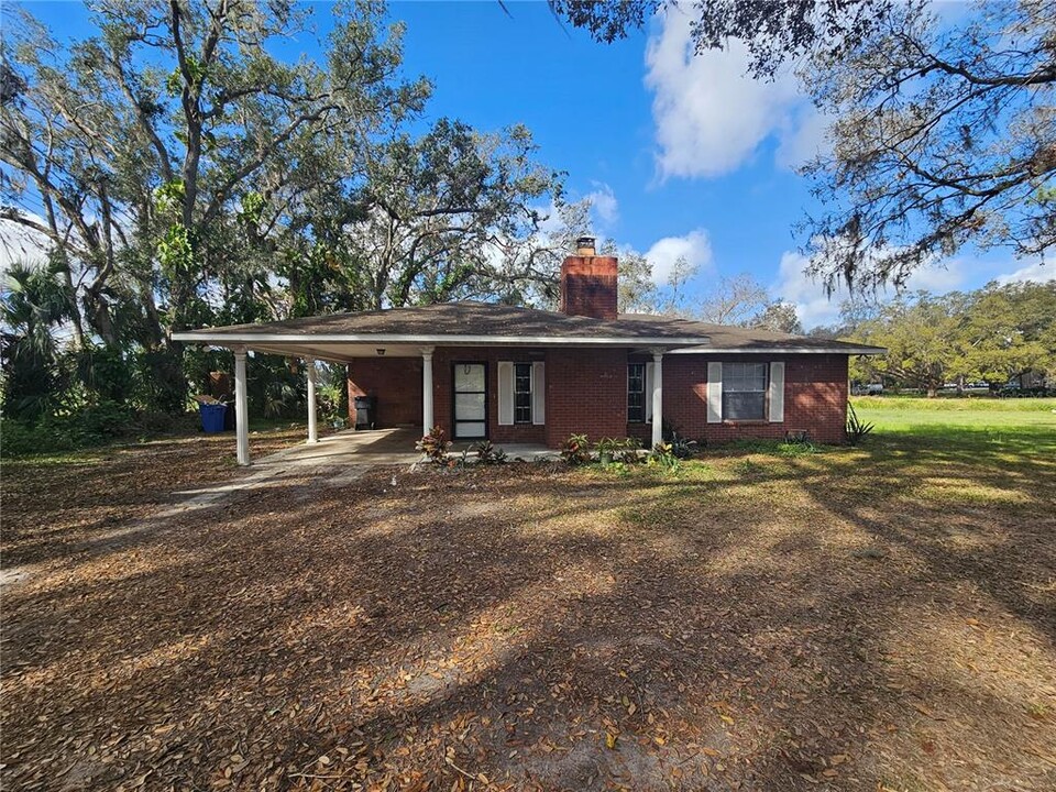 4511 Turkey Creek Rd in Plant City, FL - Building Photo