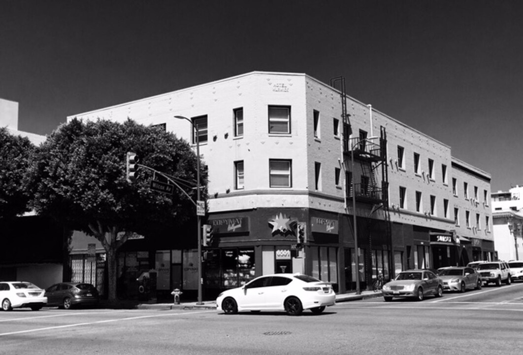 Sunset Wilcox Building in Hollywood, CA - Foto de edificio