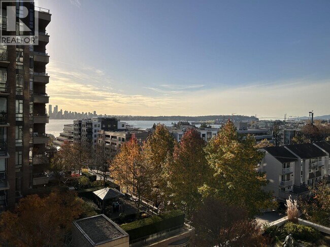 175 W 2nd Ave in North Vancouver, BC - Building Photo - Building Photo