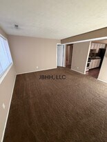 3207 N Peoria Ave, Unit 1 in Peoria, IL - Building Photo