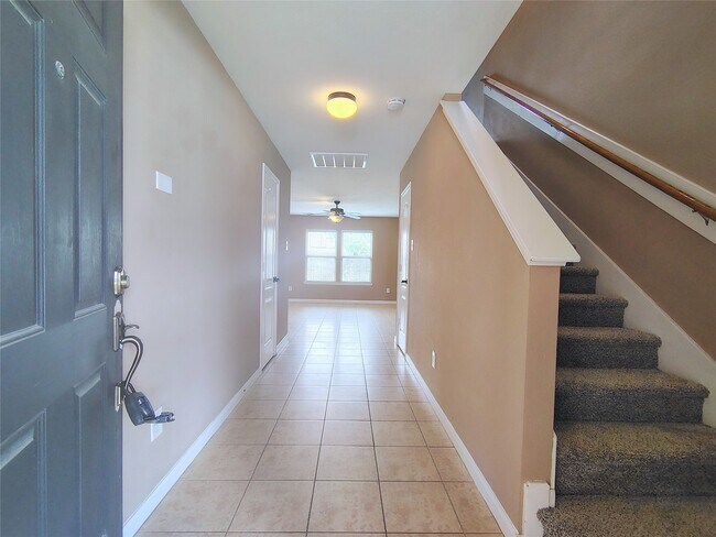1206 Larks Trace Ln in Houston, TX - Building Photo - Building Photo