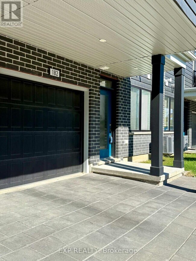177-177 Edgevalley Rd in London, ON - Building Photo - Building Photo