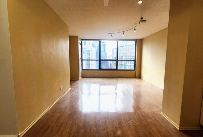 405 N Wabash Ave, Unit 1608 in Chicago, IL - Building Photo - Building Photo