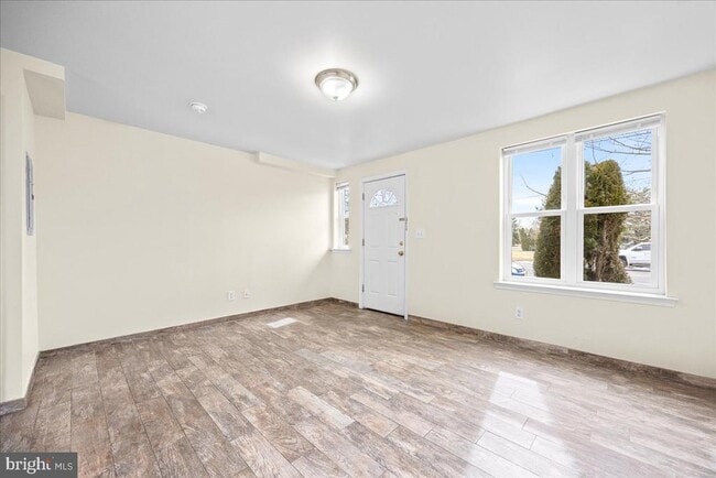 101 E Camden Ave in Moorestown, NJ - Building Photo - Building Photo