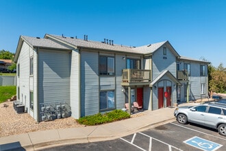 Columbine West in Littleton, CO - Foto de edificio - Building Photo