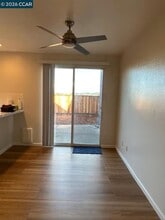 2297 Orleans St in Santa Rosa, CA - Foto de edificio - Building Photo