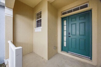 6407 Barksdale Way in Riverview, FL - Building Photo - Building Photo