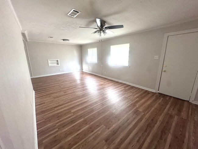 214 Harrell St in Brandon, MS - Building Photo - Building Photo