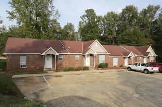 6208 Cross Tie Ct in Columbus, GA - Building Photo - Building Photo