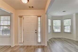 3755 Crescent Walk Ln NE in Suwanee, GA - Building Photo - Building Photo