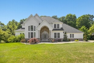 4440 Whitewood Farms Dr NE in Grand Rapids, MI - Building Photo